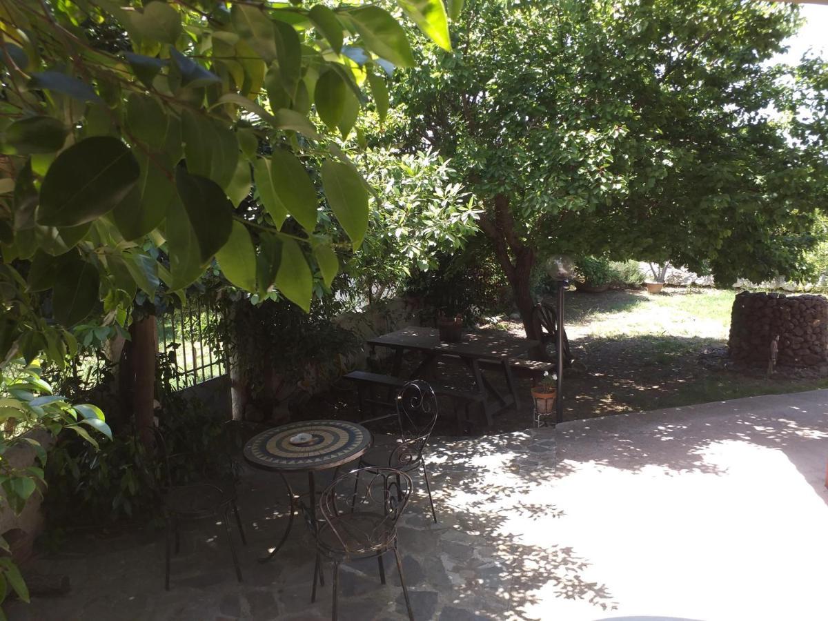 B&B Antica Botte Сасари Екстериор снимка