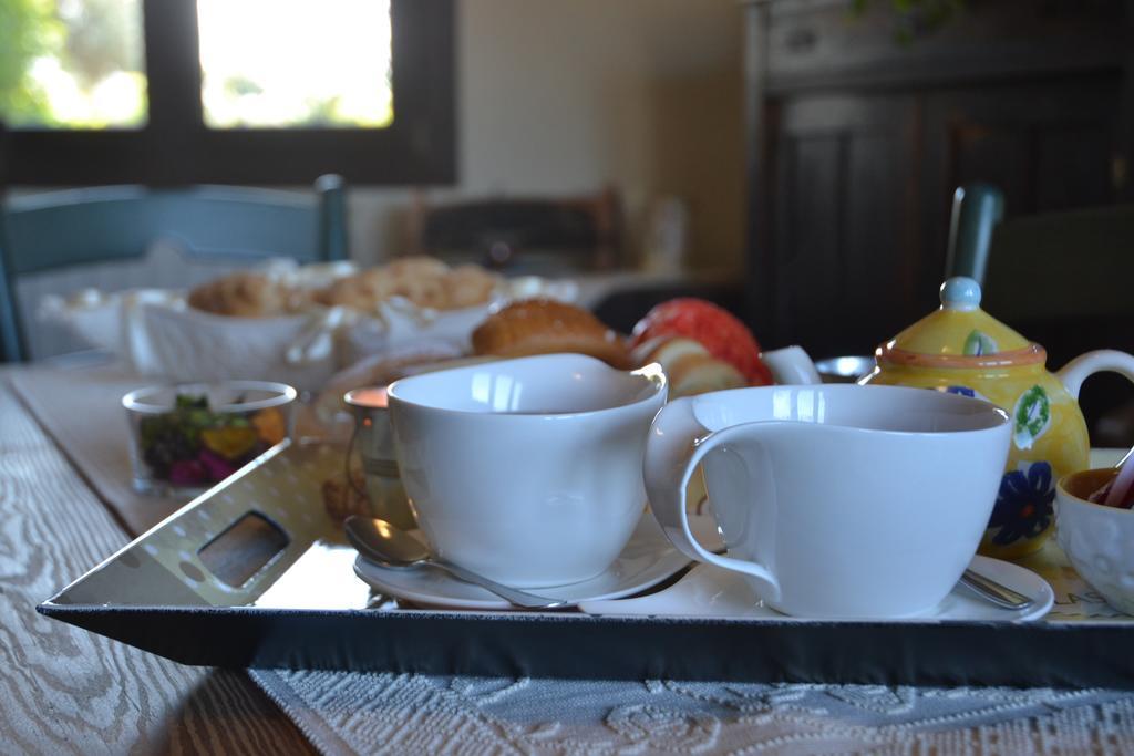 B&B Antica Botte Сасари Екстериор снимка