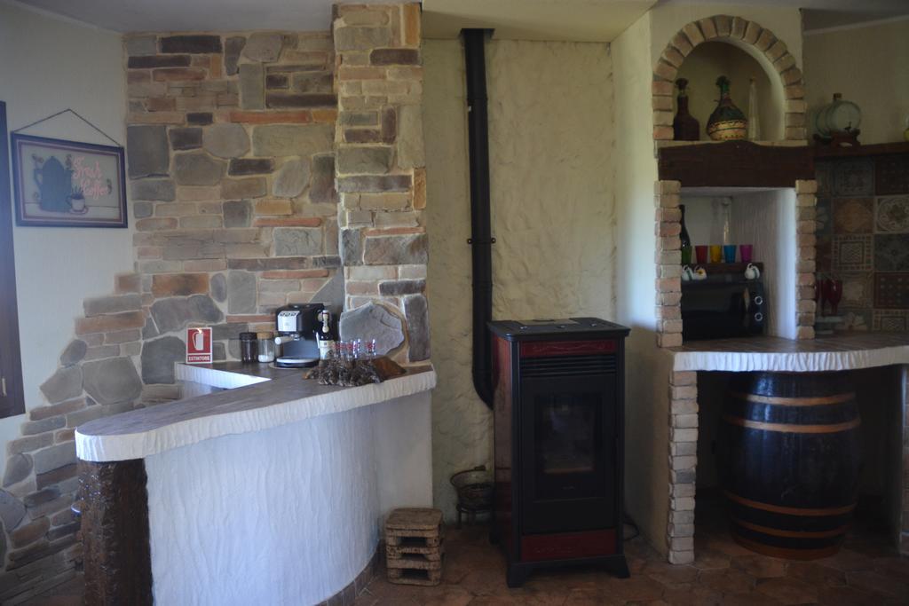 B&B Antica Botte Сасари Екстериор снимка